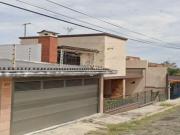 Casa de 250 m² con 4 recámaras en venta en Jardines de...