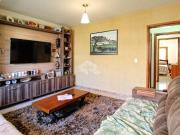 Casa de 252m², com 4 quartos, 3 banheiros e 2 vagas no...