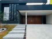 Casa de 267mÂ² com 3 suÃtes Ã venda em Cond. HelvÃtia...