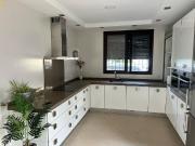 Casa de 273 m2 en venta Utrera, Andalucía