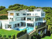 Casa de 2900 m2 en venta Los Arqueros, Estepona, Andalucía