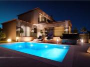 Casa de 298 m² à venda Óbidos, Leiria