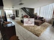 Casa de 2 andares no Condomínio Ville des Lacs