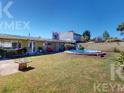 Casa de 2 de dormitorios y escritorio con parque en...