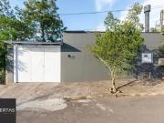 Casa de 2 dormitÃ³rios Ã venda no Bairro na Lomba do...