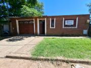 Casa de 2 dormitorio con comodín en Granadero Baigorria