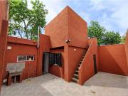 Casa de 2 Dormitorios con Patio en Alquiler, Barrio...