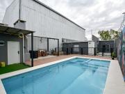 CASA DE 2 DORMITORIOS CON PILETA EN VENTA