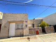 Casa de 2 dormitorios en venta Bolivia 1048
