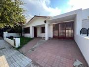 Casa de 2 dormitorios y gran patio en barrio San Rafael