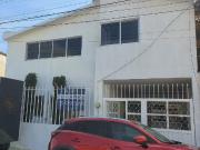 Casa Venta 136 m2 con 5 recámaras, Col. Celanese, Toluca