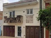 CASA DE 2 NIVELES EN LA COLONIA AGUSTIN YAÑEZ CERCA DE...