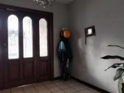 Casa de 2 niveles para Remodelar en Coto Oxford