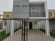 Casa de 2 pisos con 3 Habitaciones en Venta! San...