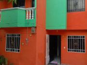 CASA DE 2 PISOS EN LUGAR RESIDENCIAL