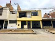CASA DE 2 PISOS EN VENTA, URB. CHICMABAMBA, SMP, 140M2