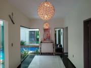 CASA DE 2 PLANTAS CON ALBERCA