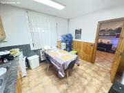 Casa de 2 plantas con piscina y gran parcela en plena...