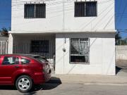 CASA DE 2 PLANTAS EN ESQUINA VILLA FLORIDA Negociable