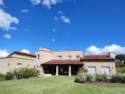 Casa de 2 Plantas en Venta, 4 Ambientes con Piscina, La...