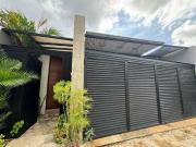 Casa de 2 recamaras con amplio jardín y piscina de una...