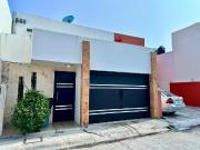 Casa de 2 Recamaras en Renta Residencial Palmira