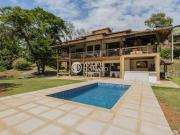 Casa de 329 m² em Condomínio Médio/Alto Padrão –...