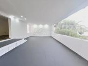 Casa de 333mÂ² com 03 quartos para locaÃ§Ã£o e venda...