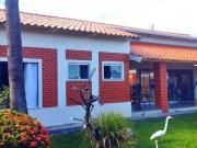 Casa de 3/4 Mobiliada Ótimo Padrão em condomínio Fechado