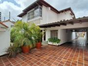 Vendo Casa de 350m2 4h+s/6b+visita/3p.e Los Naranjos