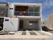 Casa de 3 4 recámaras en venta en El Mirador, Querétaro