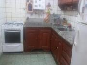 Casa de 3 amb. en lote propio de 14 x 13 mts, con patio...