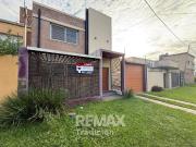 Casa de 3 ambientes en venta con pileta