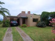 Casa de 3 ambientes sobre lote de 400 mts2 en El...