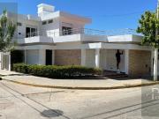 Casa 3 dormitorios patio y terraza, excelente ubicación...