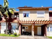 CASA DE 3 DORM. COND. VILLAGE PETRÓPOLIS