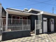 CASA DE 3 DORMITORIOS BARRIO COLON