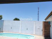 Casa de 3 Dormitórios com Suíte, Piscina e Garagem para...
