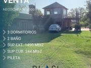 Casa de 3 dormitorios con gran terreno en Funes Garita 17