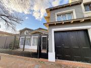 Casa de 3 dormitorios con quincho y jacuzzi totalmente...