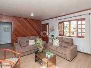 Casa de 3 dormitorios, duas suites