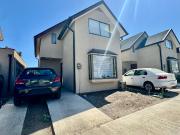 Casa de 3 dormitorios en arriendo en condominio en Chicureo