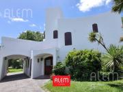 Casa de 3 dormitorios en venta en El Ombu