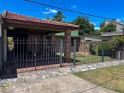 Casa de 3 dormitorios en Villa Elisa