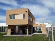 Casa de 3 dormitorios y Escritorio