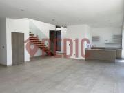 Casa de 3 hab. Estudio en Arco de Piedra Jurica