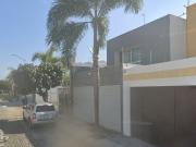 CASA DE 3 HABITACIONES Y 1 BAÑOS
