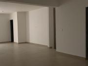 Casa de 3 niveles a 5 minutos de San Pedro