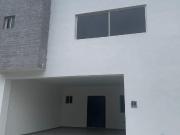Casa de 3 niveles en preventa en $8.8 MDP | 330 m?...