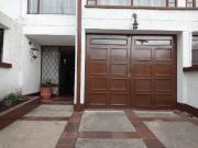 Casa de 3 Niveles en Villa Magdala